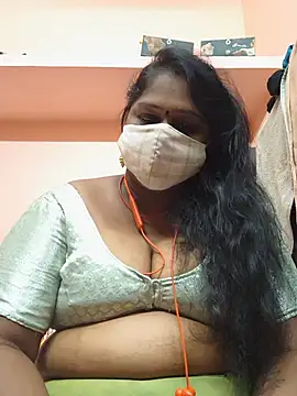Snapshot of yalini1431 chatting on 29, 7, 2026 yalini1431 online show from 29, 7, 2026
