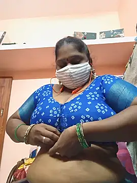 Snapshot of yalini1431 chatting on 5, 8, 2026 yalini1431 online show from 5, 8, 2026