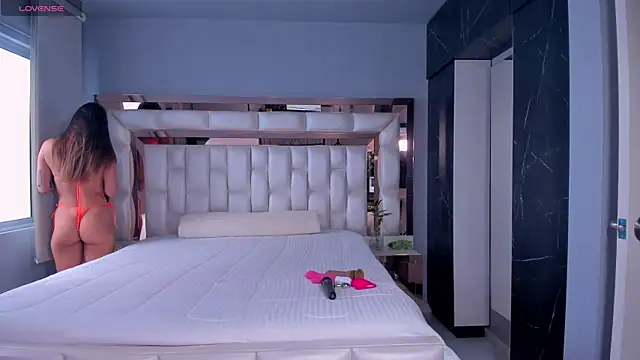 SarahPreston online show from 12, 1, 2025