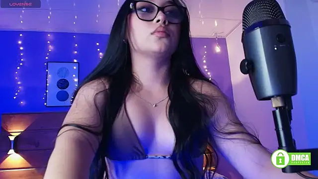 Snapshot of juanita_martel chatting on 23, 6, 2026 juanita martel online show from 23, 6, 2026