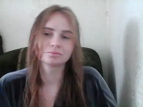 Snapshot of Sol-mis chatting on 11, 7, 2026 Sol-mis online show from 11, 7, 2026