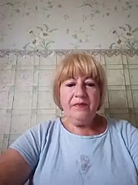 EmmaSwan555 online show from 10, 7, 2026