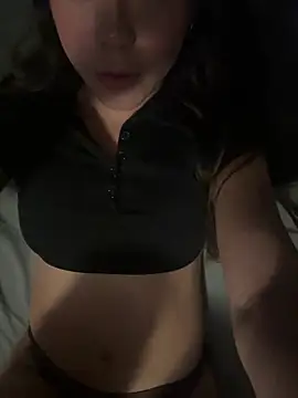 Yocelinluvv online show from 9, 7, 2026