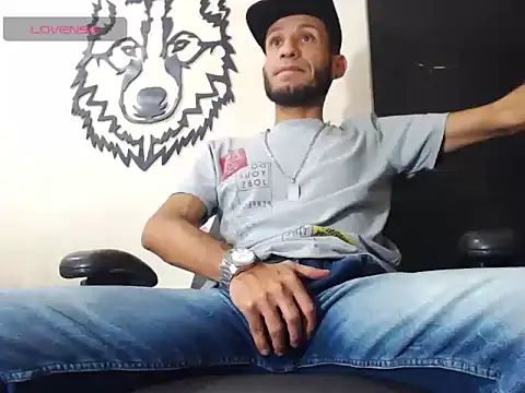 Snapshot of WOLFMONSTERDICK chatting on 18, 1, 2025 WOLFMONSTERDICK online show from 18, 1, 2025