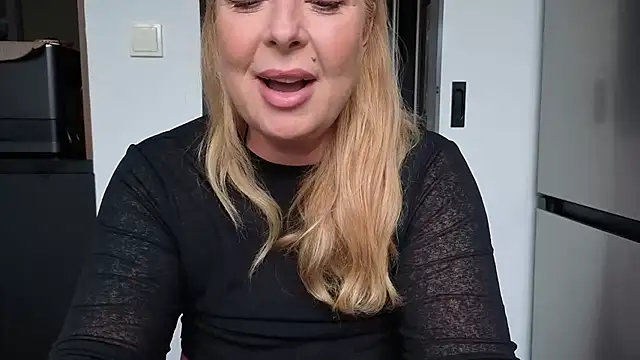 Snapshot of TammyJeann chatting on 15, 9, 2025 TammyJeann online show from 15, 9, 2025