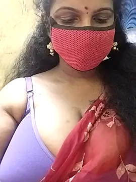 Snapshot of Poojitha-Queen chatting on 5, 7, 2026 Poojitha-Queen online show from 5, 7, 2026
