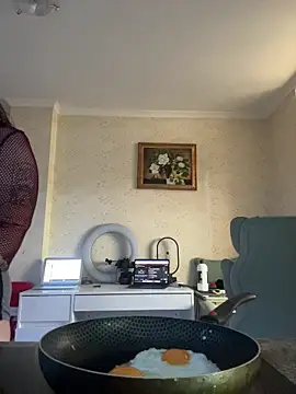 SKIBIDIBETTY online show from 3, 7, 2026