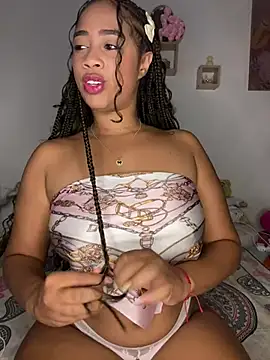 Snapshot of SofiaVibes chatting on 2, 7, 2026 SofiaVibes online show from 2, 7, 2026