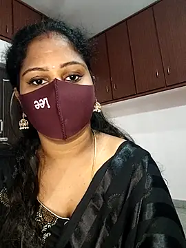 Snapshot of Siiddhika87 chatting on 3, 7, 2026 Siiddhika87 online show from 3, 7, 2026