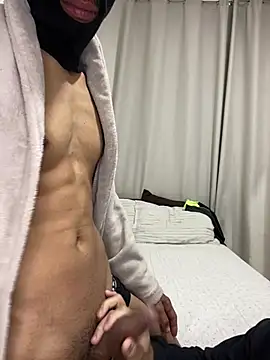 hiddenlovers2 online show from 8, 7, 2026
