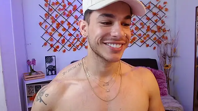Snapshot of _Juan023_ chatting on 8, 7, 2026 Juan023 online show from 8, 7, 2026
