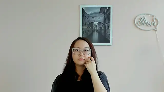 MazieErcole online show from 4, 7, 2026