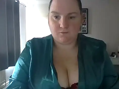 LumaBelleX online show from 23, 7, 2026