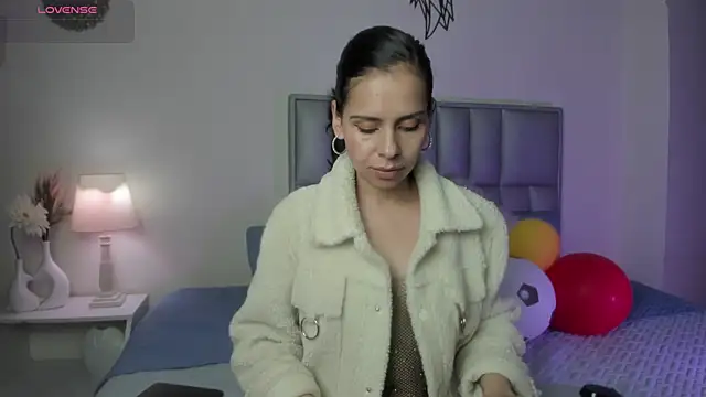 Snapshot of Bianca_Vibe chatting on 8, 7, 2026 Bianca Vibe online show from 8, 7, 2026