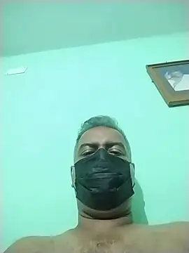 Snapshot of daddy_small_dick chatting on 8, 7, 2026 daddy small dick online show from 8, 7, 2026