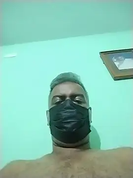 Snapshot of daddy_small_dick chatting on 9, 7, 2026 daddy small dick online show from 9, 7, 2026