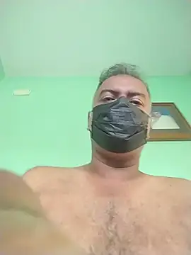 Snapshot of daddy_small_dick chatting on 11, 7, 2026 daddy small dick online show from 11, 7, 2026