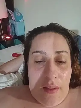 Mannibee online show from 4, 7, 2026