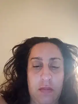 Mannibee online show from 5, 7, 2026