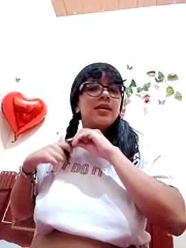 Snapshot of MacG21_ chatting on 15, 7, 2026 MacG21 online show from 15, 7, 2026
