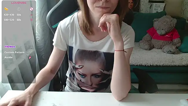   Alisa   online show from 13, 7, 2026