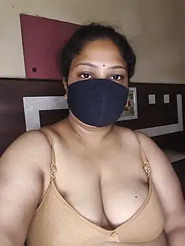 Snapshot of Priya_Jii chatting on 9, 7, 2026 Priya Jii online show from 9, 7, 2026