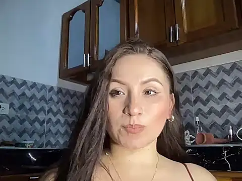 EmmaAlba05 online show from 14, 7, 2026