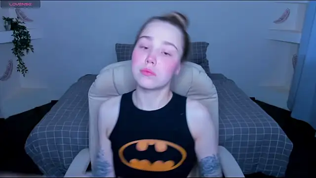 Snapshot of your_new_love chatting on 10, 7, 2026 your new love online show from 10, 7, 2026