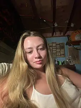 hannalovez online show from 11, 7, 2026