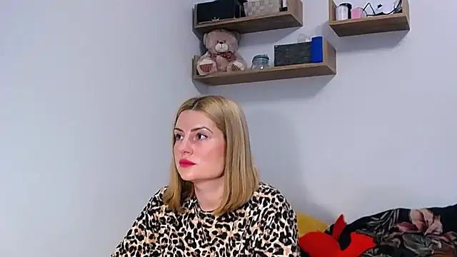 Snapshot of alisenties chatting on 8, 10, 2025 alisenties online show from 8, 10, 2025