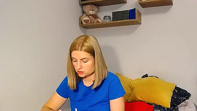 Snapshot of alisenties chatting on 18, 10, 2025 alisenties online show from 18, 10, 2025