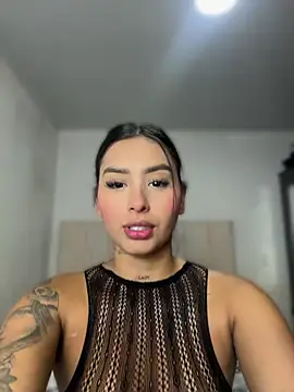 Snapshot of MiaaRoss chatting on 17, 7, 2026 MiaaRoss online show from 17, 7, 2026