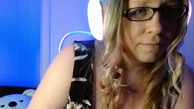 Snapshot of XxMs_StarzxX chatting on 17, 1, 2025 XxMs StarzxX online show from 17, 1, 2025