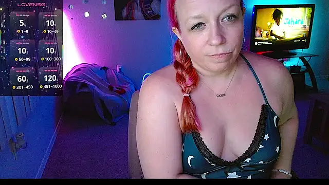 Snapshot of XxMs_StarzxX chatting on 28, 5, 2026 XxMs StarzxX online show from 28, 5, 2026