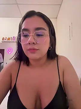 Snapshot of Lilithoney_ chatting on 17, 7, 2026 Lilithoney online show from 17, 7, 2026