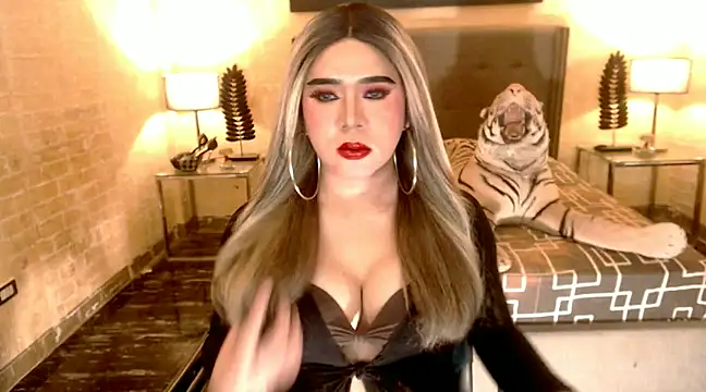 BigCumHuntersxx online show from 27, 1, 2025