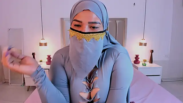 amira farahh online show from 25, 7, 2026