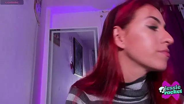 Snapshot of jessierocketx chatting on 28, 10, 2025 jessierocketx online show from 28, 10, 2025