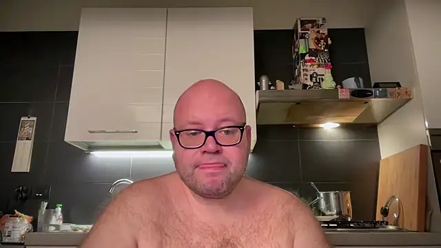 theitalianbear online show from 23, 12, 2024