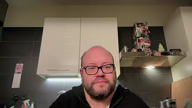 Snapshot of theitalianbear chatting on 23, 4, 2026 theitalianbear online show from 23, 4, 2026