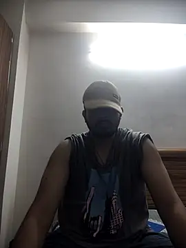 trendy Squirreel online show from 28, 7, 2026
