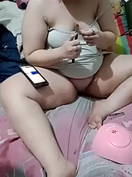 yilingandAlan 13 online show from 3, 8, 2026