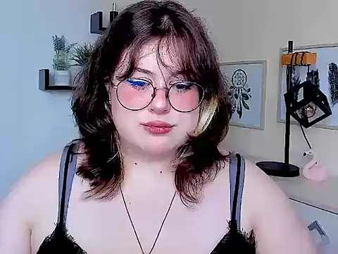 Snapshot of OpheliaLush chatting on 3, 8, 2026 OpheliaLush online show from 3, 8, 2026