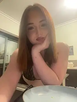 Graciebrownxx online show from 28, 7, 2026
