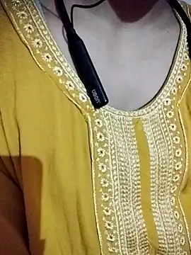 Pooja kumari 001 online show from 31, 7, 2026