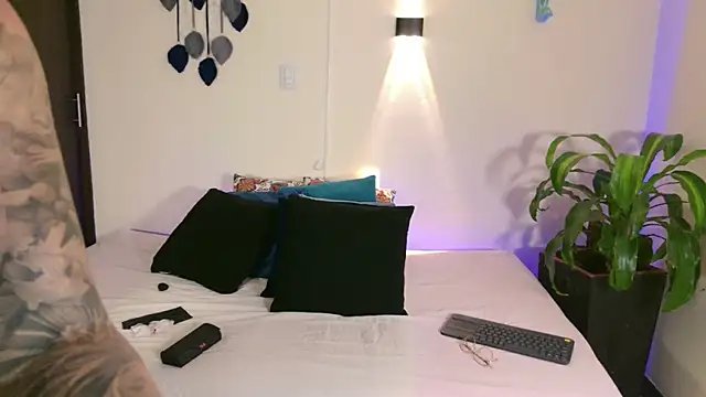 Snapshot of VainillaSecret chatting on 1, 8, 2026 VainillaSecret online show from 1, 8, 2026