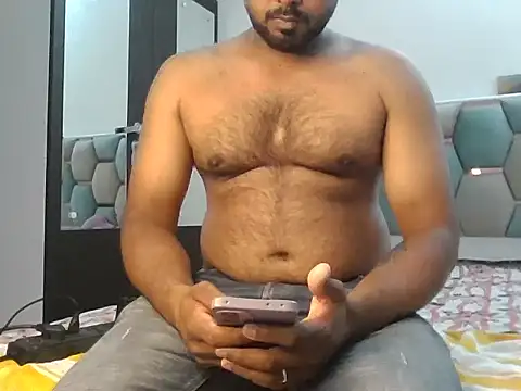 Snapshot of Marathi_couple143 chatting on 5, 8, 2026 Marathi couple143 online show from 5, 8, 2026