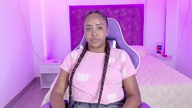 Snapshot of evangelineebleane chatting on 4, 8, 2026 evangelineebleane online show from 4, 8, 2026