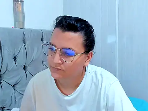 Snapshot of MARILYN_GARCIA chatting on 14, 1, 2025 MARILYN GARCIA online show from 14, 1, 2025