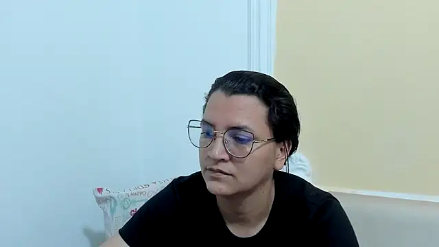 Snapshot of MARILYN_GARCIA chatting on 3, 3, 2025 MARILYN GARCIA online show from 3, 3, 2025